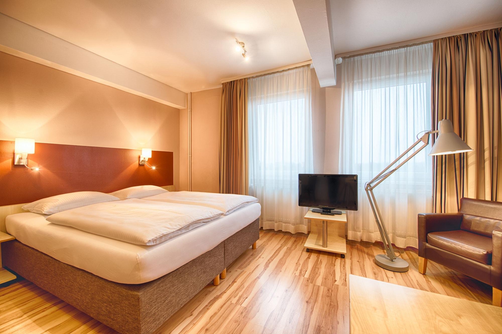Enjoy Hotel Berlin City Messe Extérieur photo