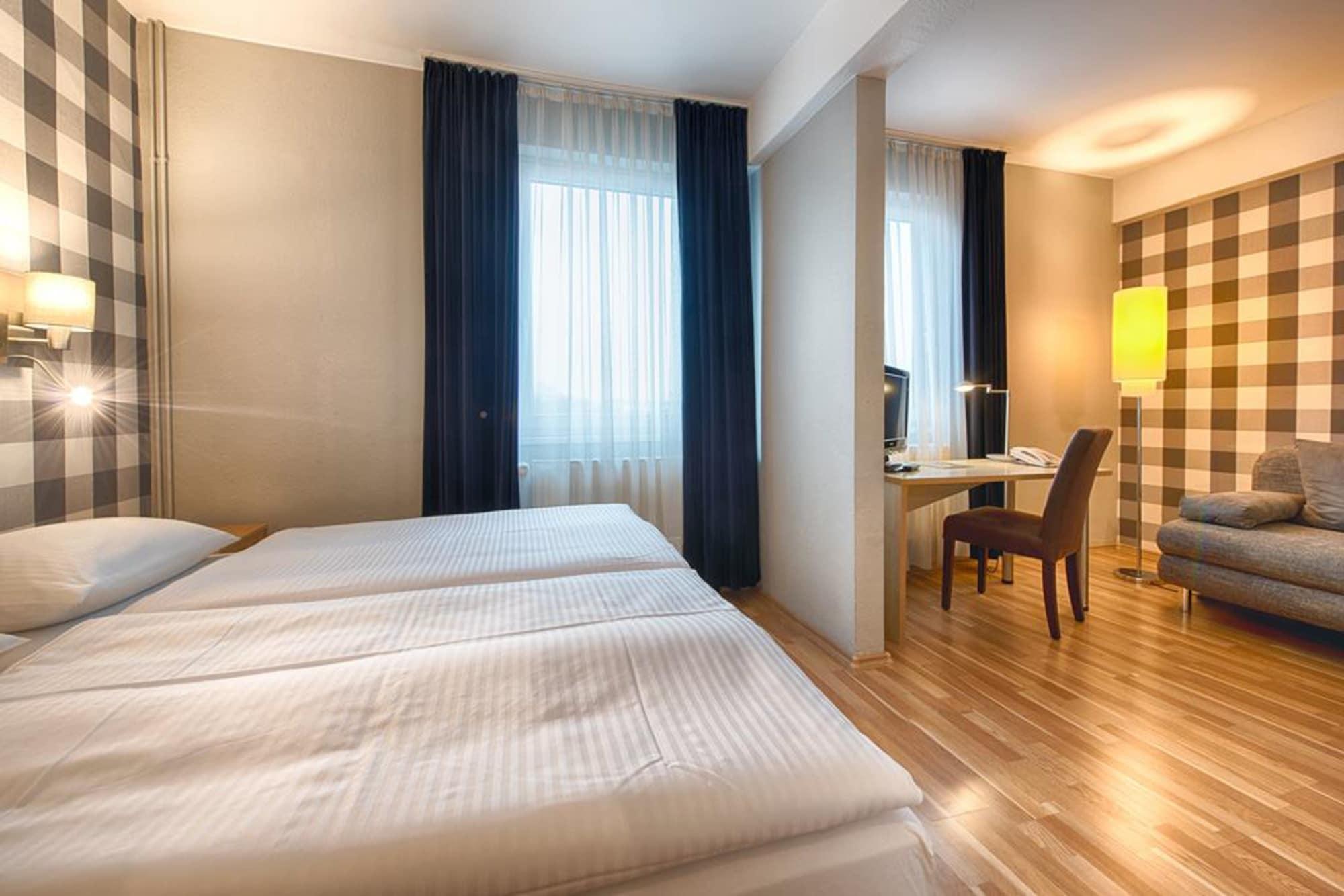Enjoy Hotel Berlin City Messe Extérieur photo
