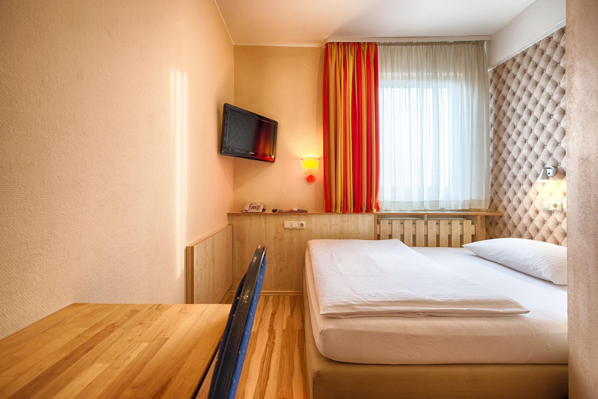 Enjoy Hotel Berlin City Messe Extérieur photo
