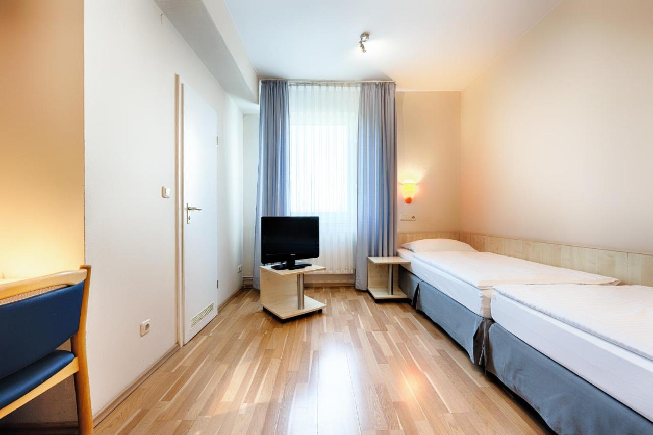 Enjoy Hotel Berlin City Messe Extérieur photo