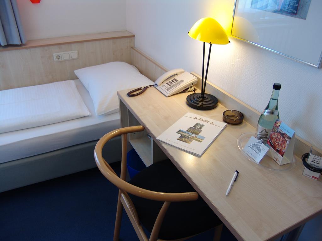 Enjoy Hotel Berlin City Messe Extérieur photo